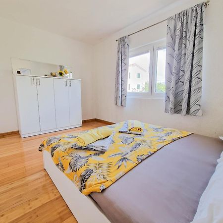Appartement Flip - Flop à Novalja Extérieur photo